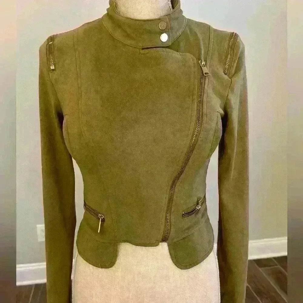Privy Olive Velvet Jacket - Picture 2 of 10